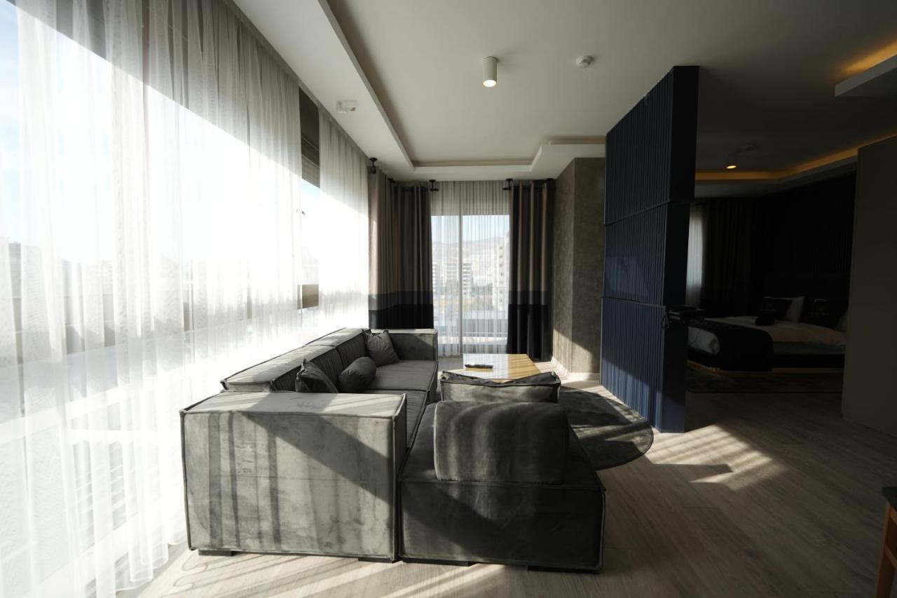 Marlen Hotel Bayrakli Izmir Exteriör bild